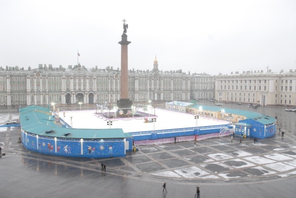Каток на Дворцовой площади, Санкт-Петербург